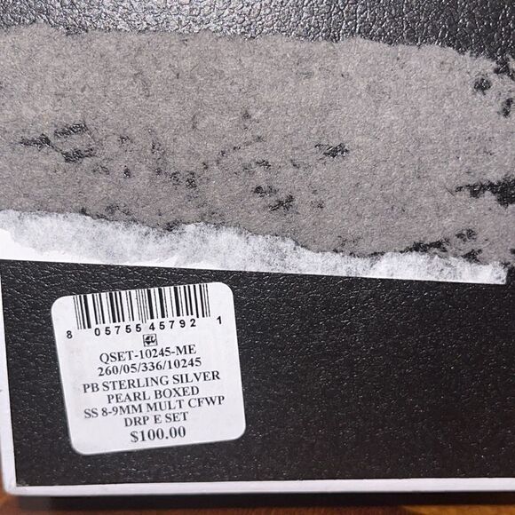 R.H.Macy &Co sterling silver pearl 8-9 mm earrings and post earrings set - Picture 4 of 4